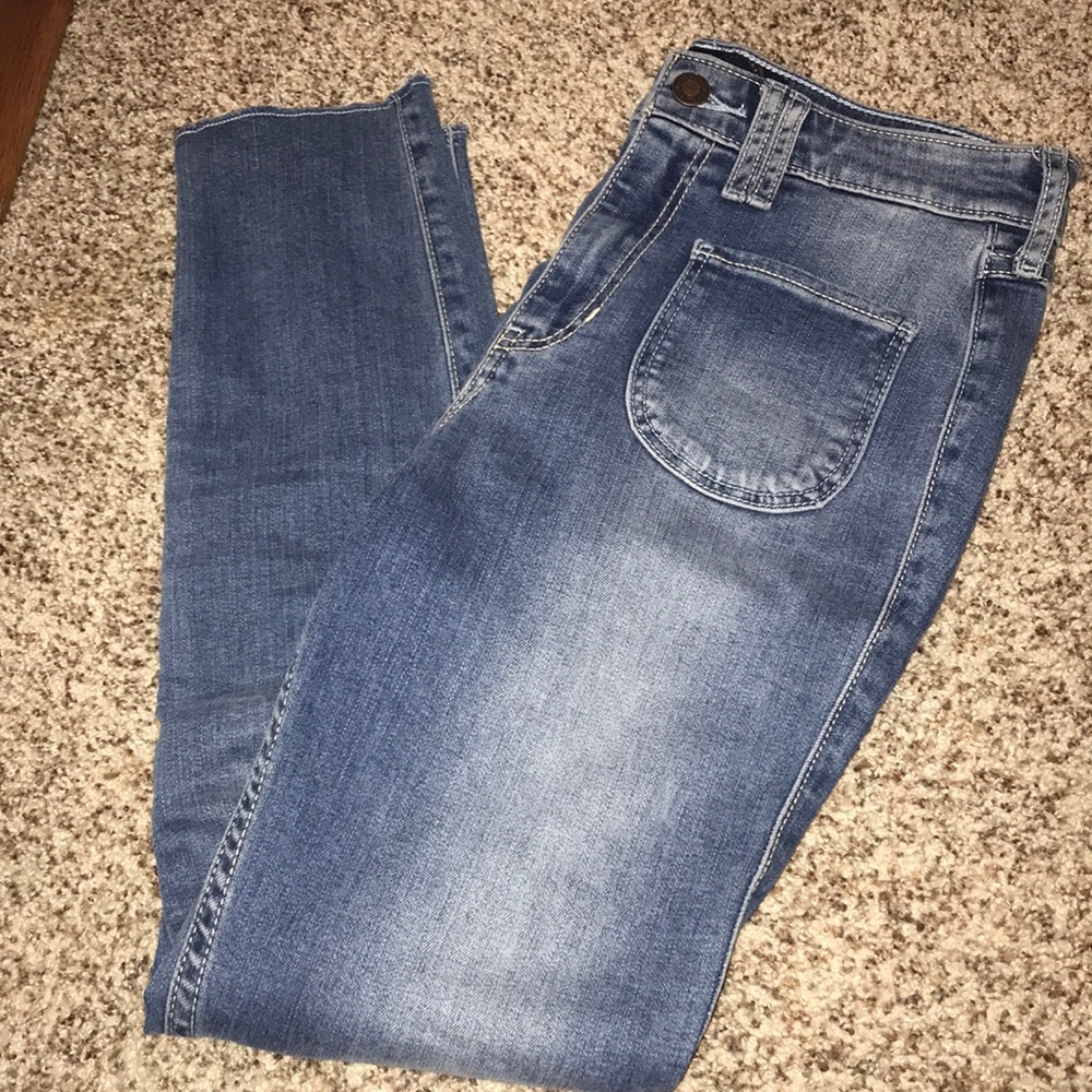 cropped hollister skinny jeans